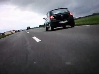 Moto embarquée sur caméra