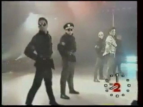 Michael Jackson - Dangerous Tour Live In Paris