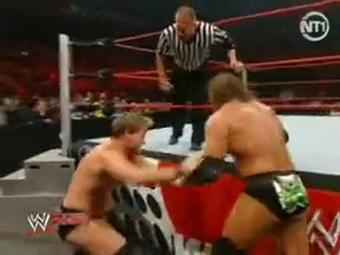 Catch Attack RAW 11 12 2009 part6