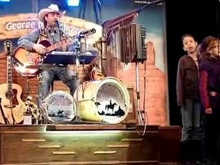 George McAnthony - Happy Xmas (War Is Over)