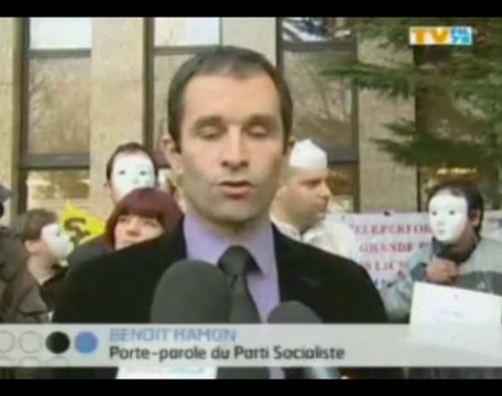 Jean-Paul Huchon et Benoît Hamon aux côtés des salariés