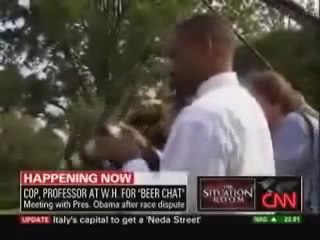 Obama offre une tournée de bière