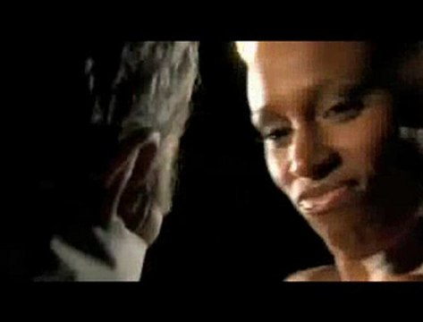 Le clip de Sandra Nkaké avec Jules-Edouard Moustic