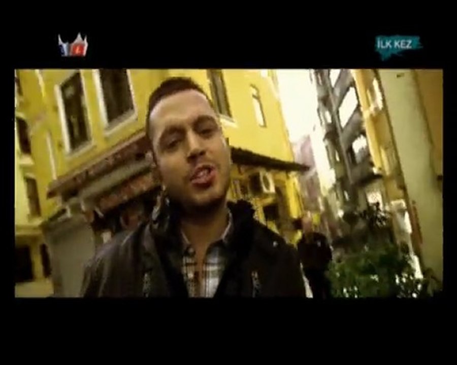 Murat Boz - Gümbür Gümbür  Klibi (Nette İlk Kez)