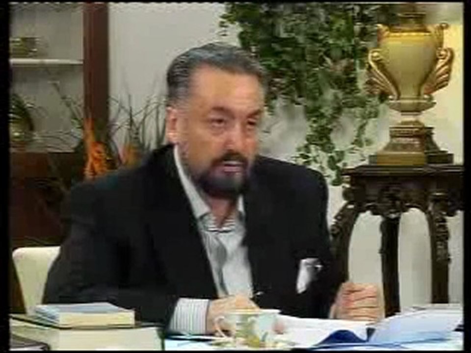 Adnan Oktar röportajı cubbeliye_cevap77_1