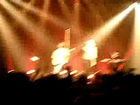 La chanson du dimanche, Bonne humeur le 12/12 ElyséeM, Paris