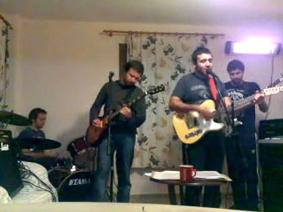 Bozuk Radyo-in my place(coldplay cover)