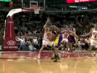 NBA Kobe hits a season-high 42 points against the Bulls.