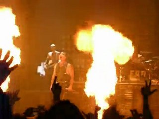 04 - Rammstein - Du Hast à Anvers