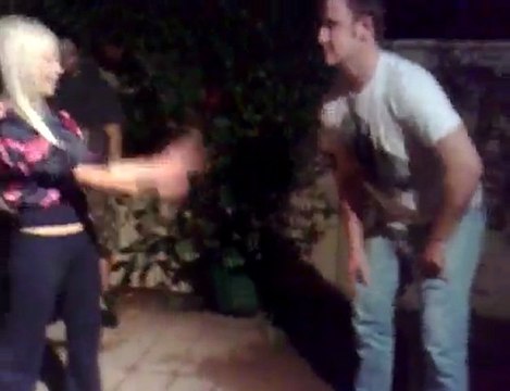 bionde e karate non vanno d accordo