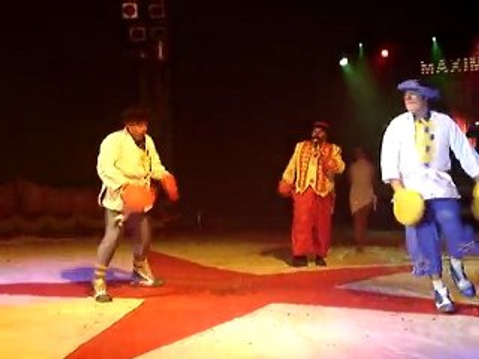 cirque maximum clowns