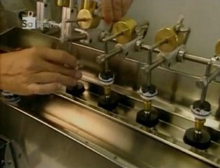 Kontakt Lens Nasıl Üretilir?