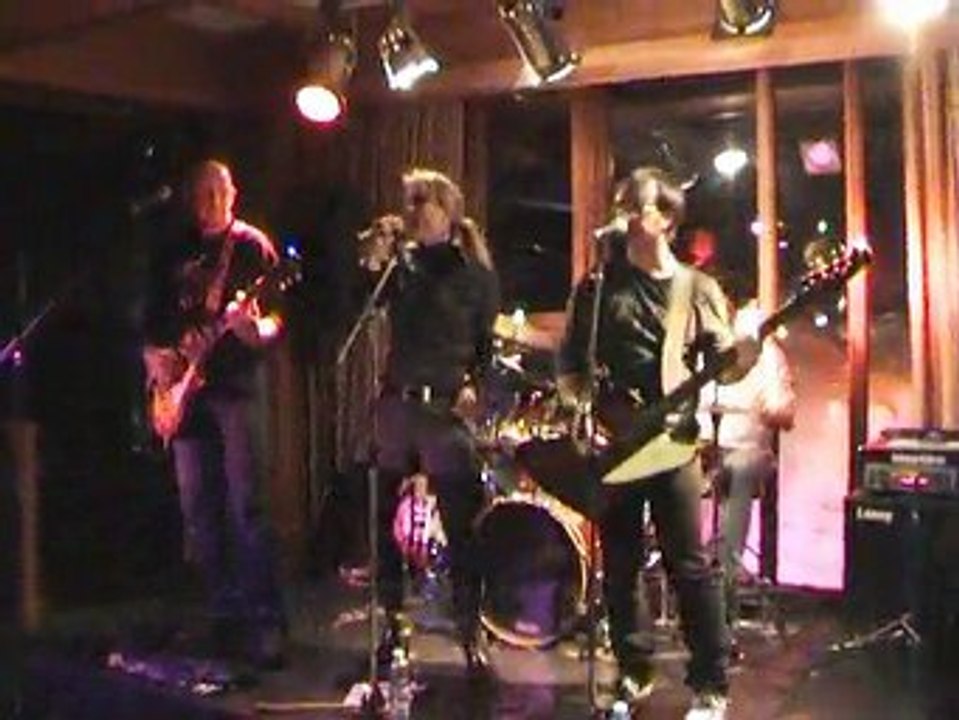 LES MANHATTAN PROJECT EN CONCERT AU CLUBMED