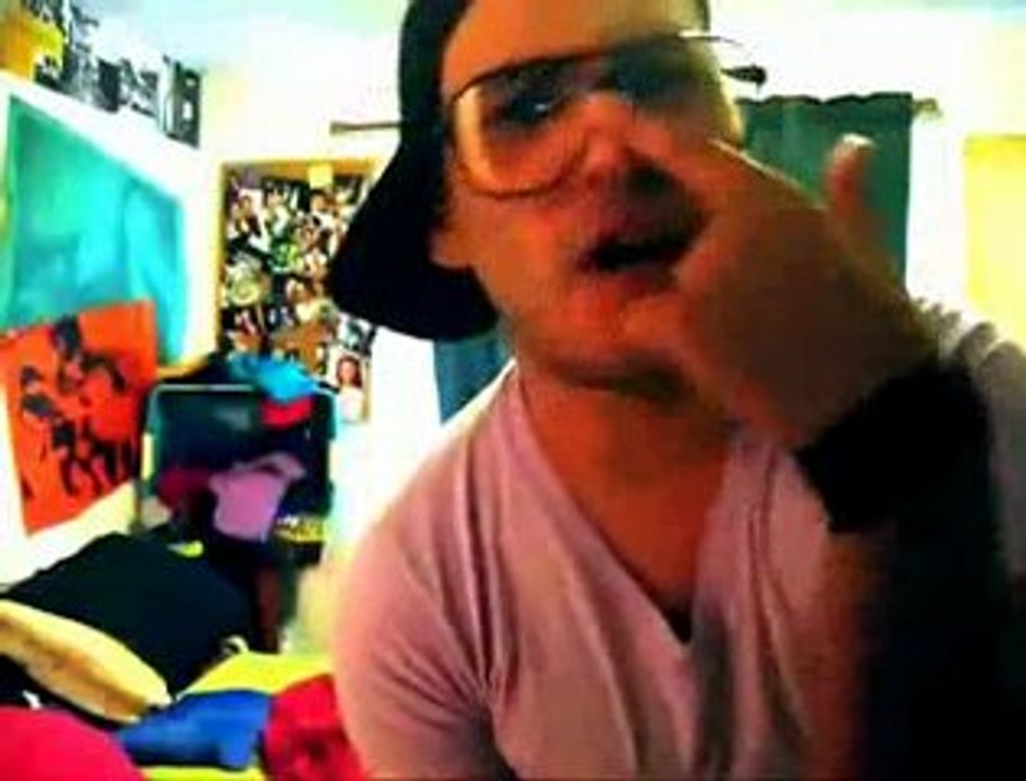 Les internautes gays répondent aux homophobes