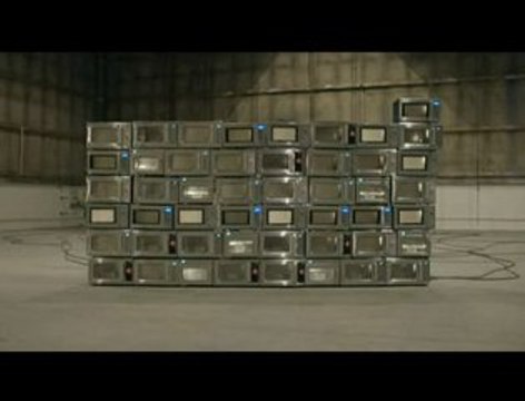 'Jingle Bells' joué avec des fours à micro-ondes