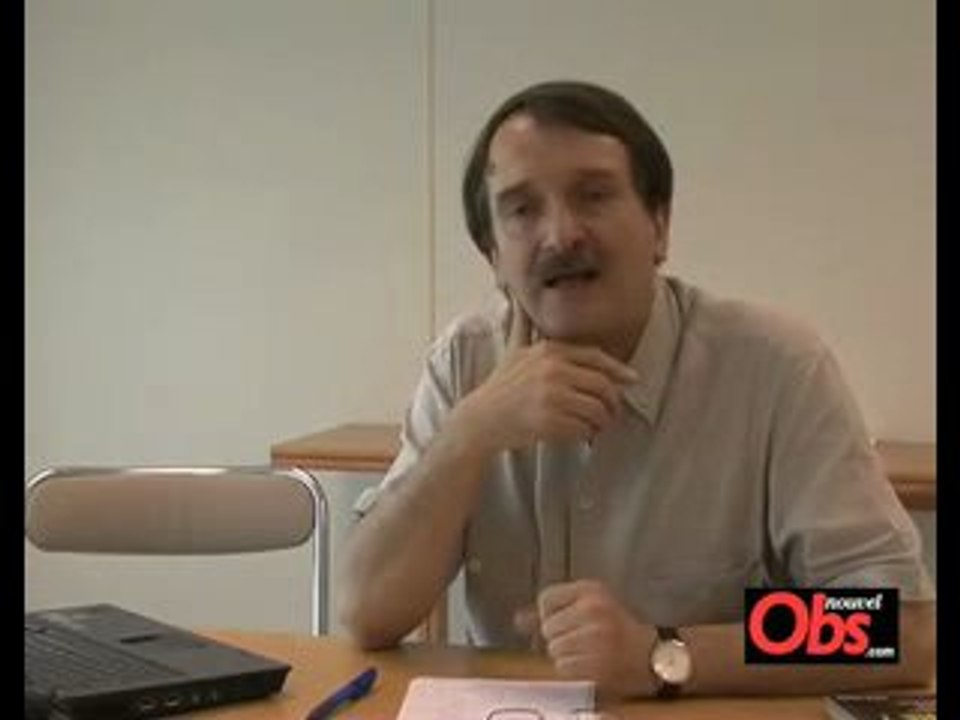 Barack Obama-Nicolas Sarkozy : deux discours à l'opposé