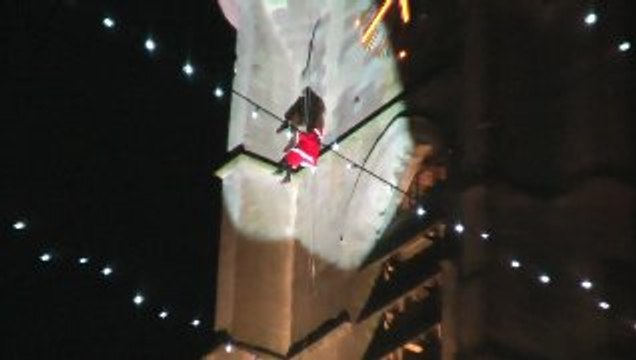 AVESNES descente du Père Noël