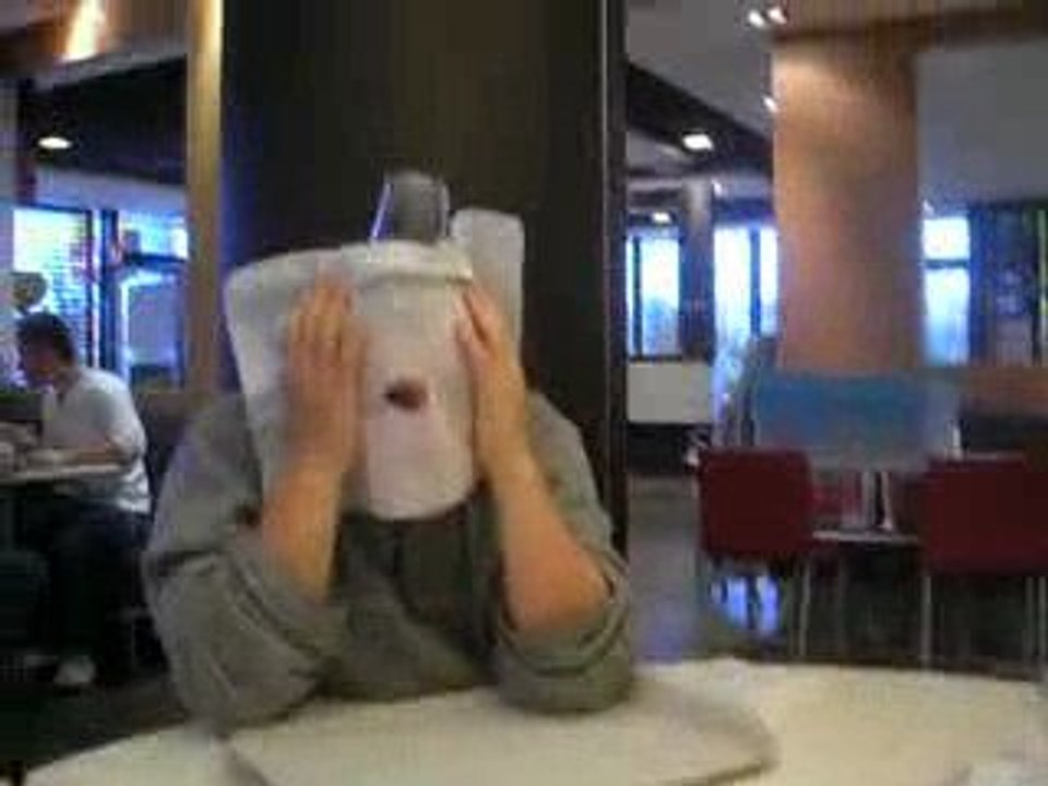 Aprem' bowling et mac do ! Charline ki fait la con ... <3