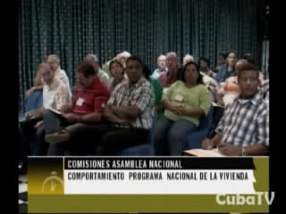 Diputados analizan programa nacional de la Vivienda