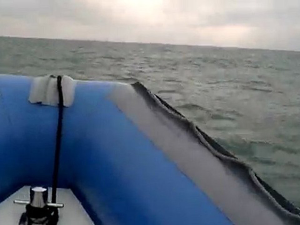 semi rigide de vitesse 400 cv lomac 9.50 m ocean fondation