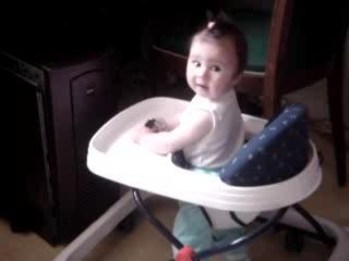 Quand bébé danse du Madonna.