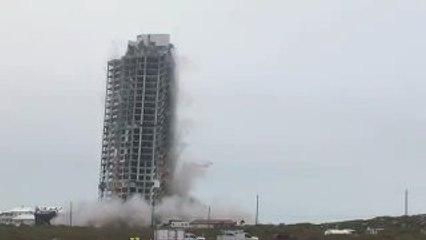 implosione record in texas - abbattuto palazzo di 31 piani