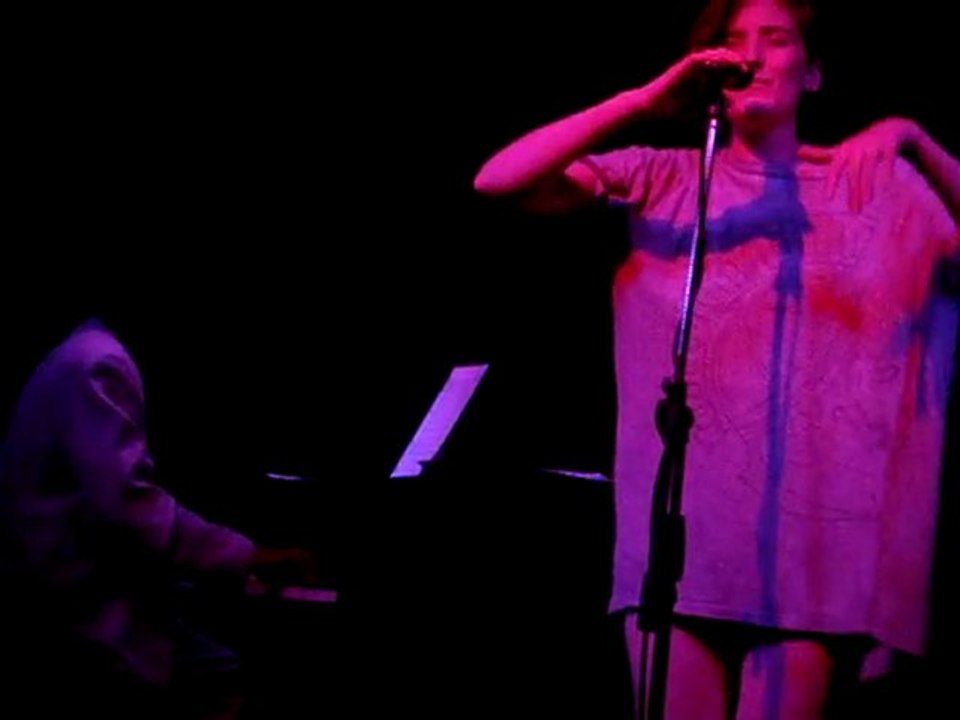 Dani Siciliano - Acoustic Live in Rome, Dec 2009