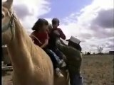 Les enfants de Régis vs cheval