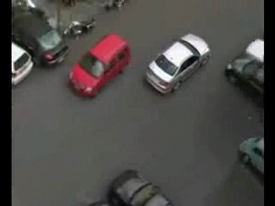 Bayan Şoför Aranıyor....