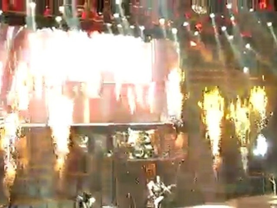 KISS - Rock And Roll All Nite (Live 12-08-2009)