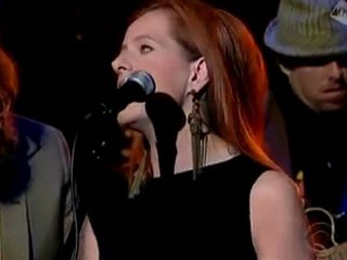 Neko Case - This Tornado Loves You @ Letterman