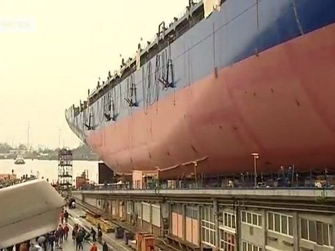Wind Turbines at the Shipyard | Made in Germany