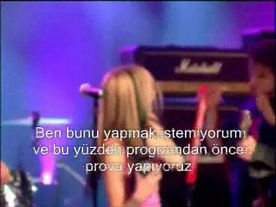 Avril Lavigne - Under My Skin Documentary 1