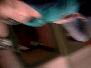 < Si t'avais été un garçon ... T'aurais eu mal, hein ! >