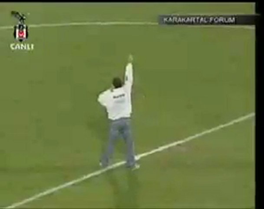 çArşı alen üçlü çektiriyor