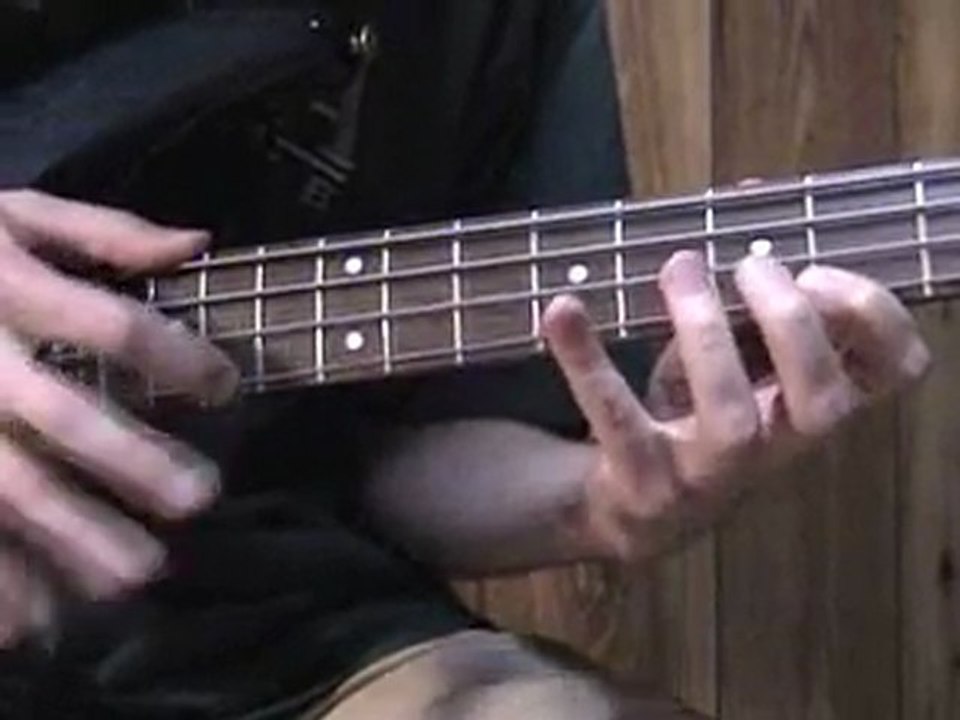 Bass Guitar Lessons Made Easy - Part 2 Slaps