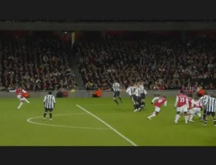 Video Highlights: Arsenal 3-0 Hull City  Denlison, Eduardo