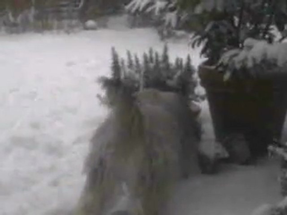 DEUS ET LA NEIGE