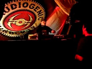 izno @"AUDIOGENIC " onde de choc a NANTES