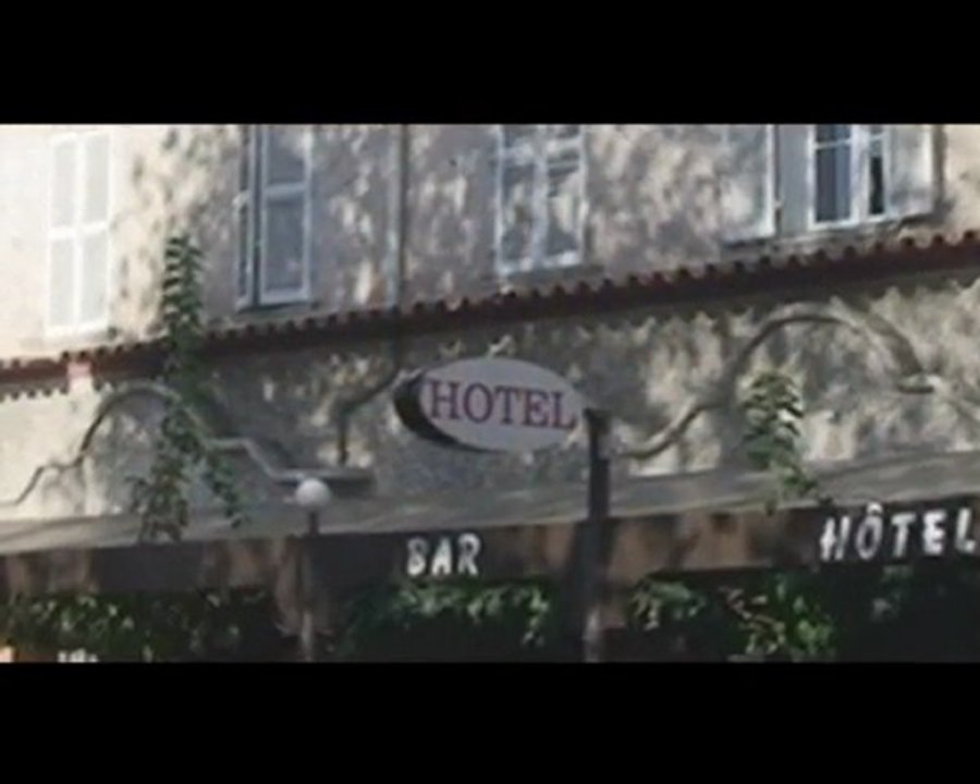 Restaurant AUX TROIS MÛRIERS
