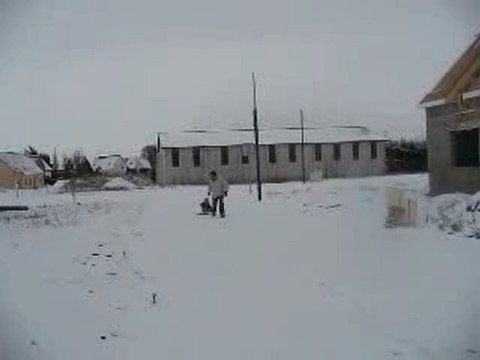 Emma et son papa : la luge 1