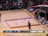 NBA Steve Nash throws a beautiful pass to Amar'e Stoudemire,