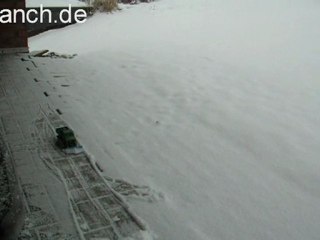 Unimog 2450 RC-1:32 - beim Schneeräumen