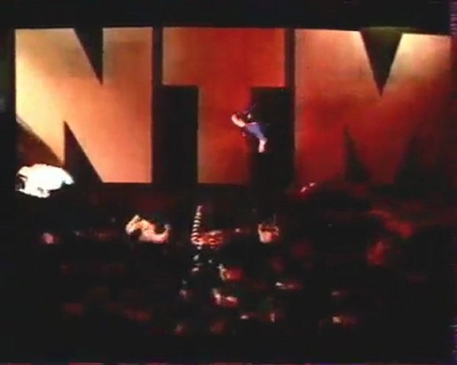 NTM en concert a " Nulle Part Ailleurs " 2/3