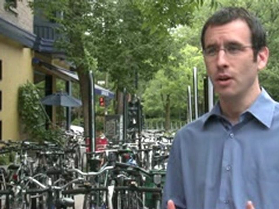 BIXI: A New Way to Get Around Town in Montréal - Québec, Can