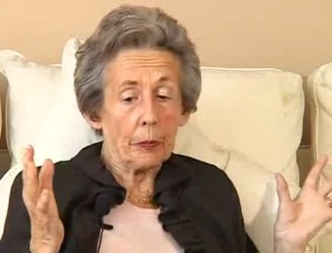 Cécilia, Carla. Andrée Sarkozy parle des femmes de son fil