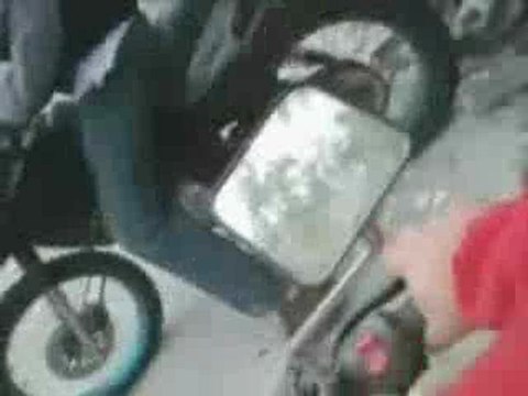 Chine: quand la terre s`est mise à trembler [document amat