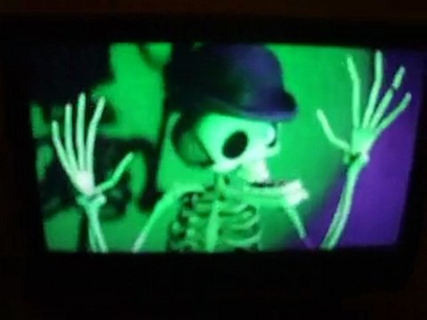 noces funèbres tim burton CLIP 2