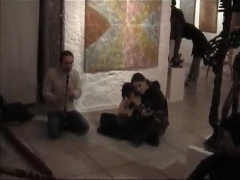 didjeridoo, guitare, guimbarde, flûte de berger, clarinette!