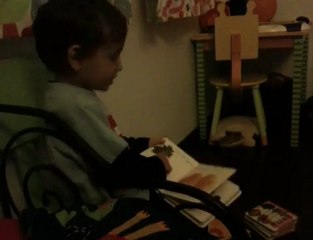 Oscar Lit Des Histoires